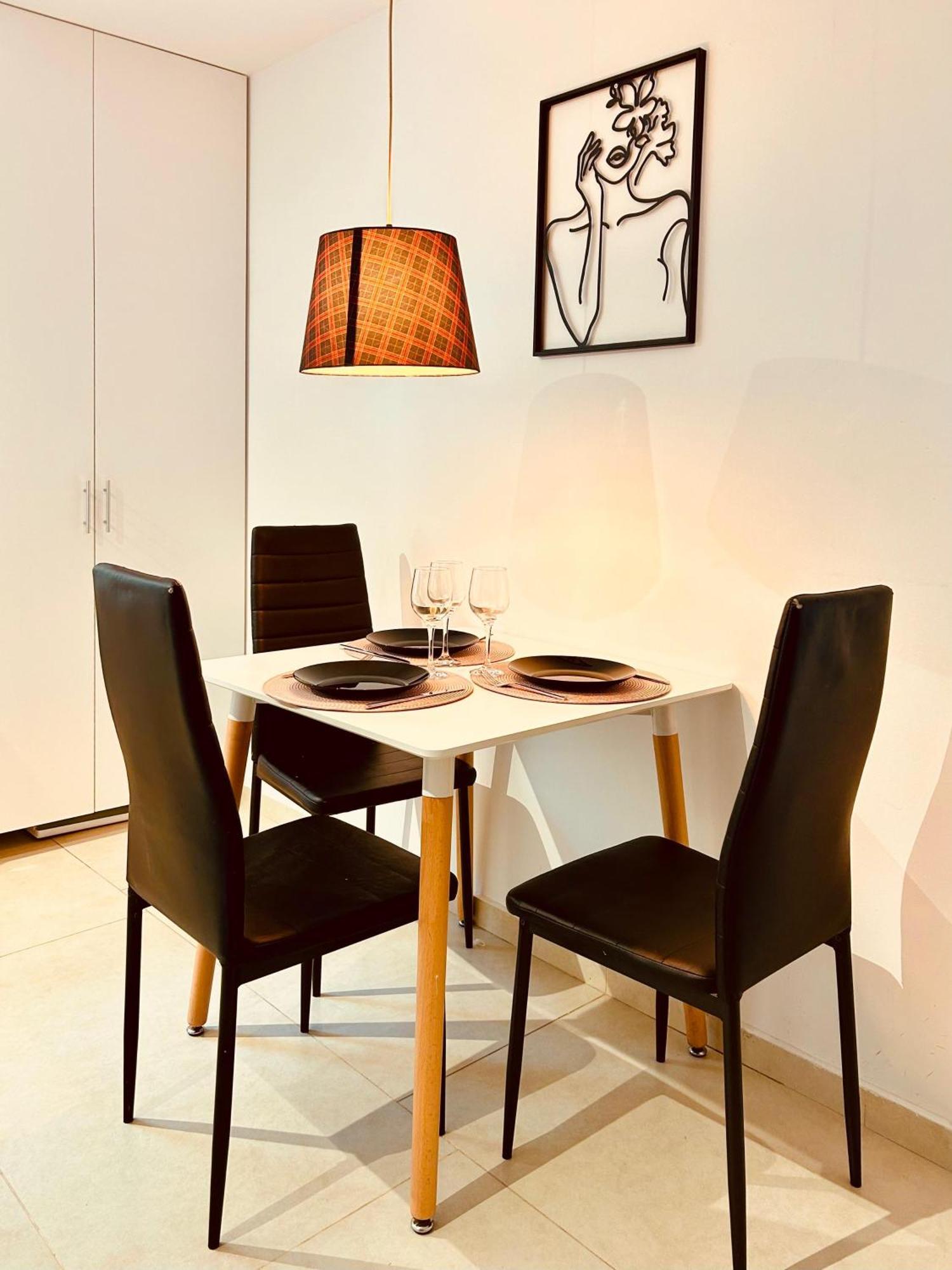 Apartament Chic Escape One - Free Parking Braszów Zewnętrze zdjęcie